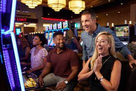 WAO138 permainan slot jackpot progresif bonus free spin volatilitas rendah hingga tinggi pilihan pemain Indonesia